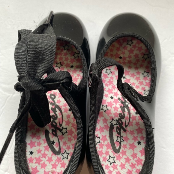 CAPEZIO JR. TYETTE TAP SHOES Size 7 - Picture 9 of 11